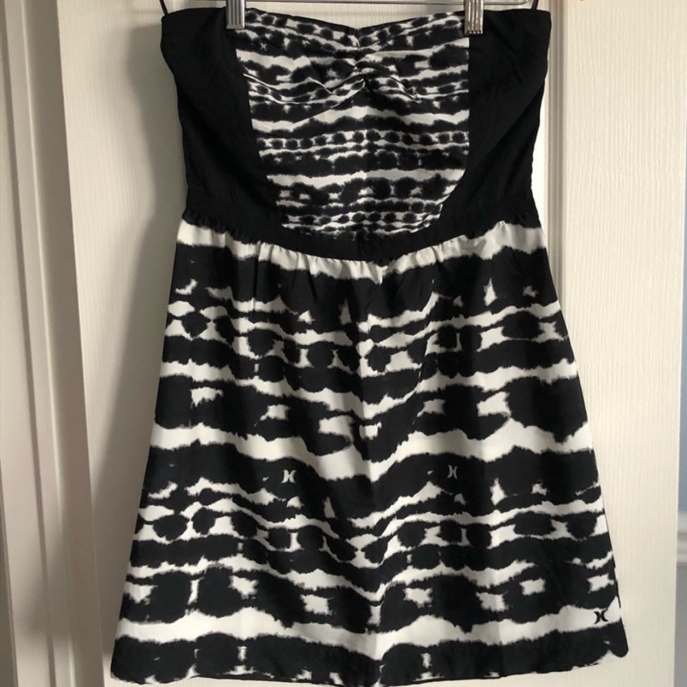 Hurley Tube Dress Optical Illusion Contrast Black & White XS S Boho Kawaii Chic